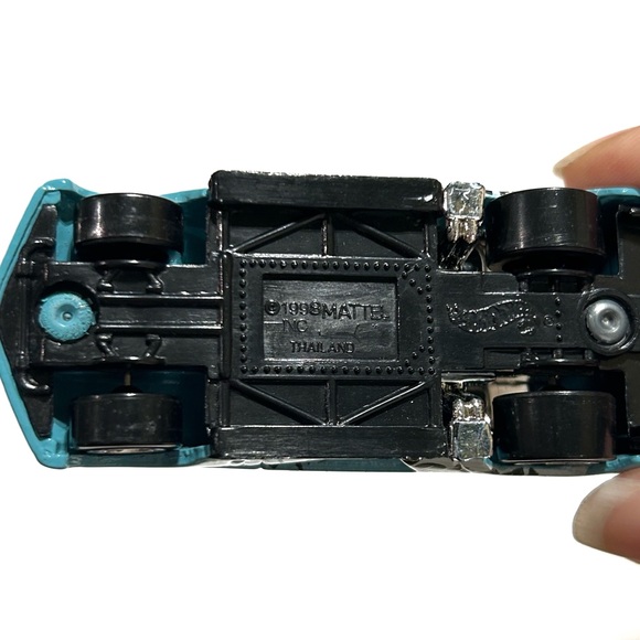 Vintage 1998 Hot Wheels Teal Blue AT-A-TUDE Mosquito Discast Model Toy Car 1:64 - Picture 6 of 9